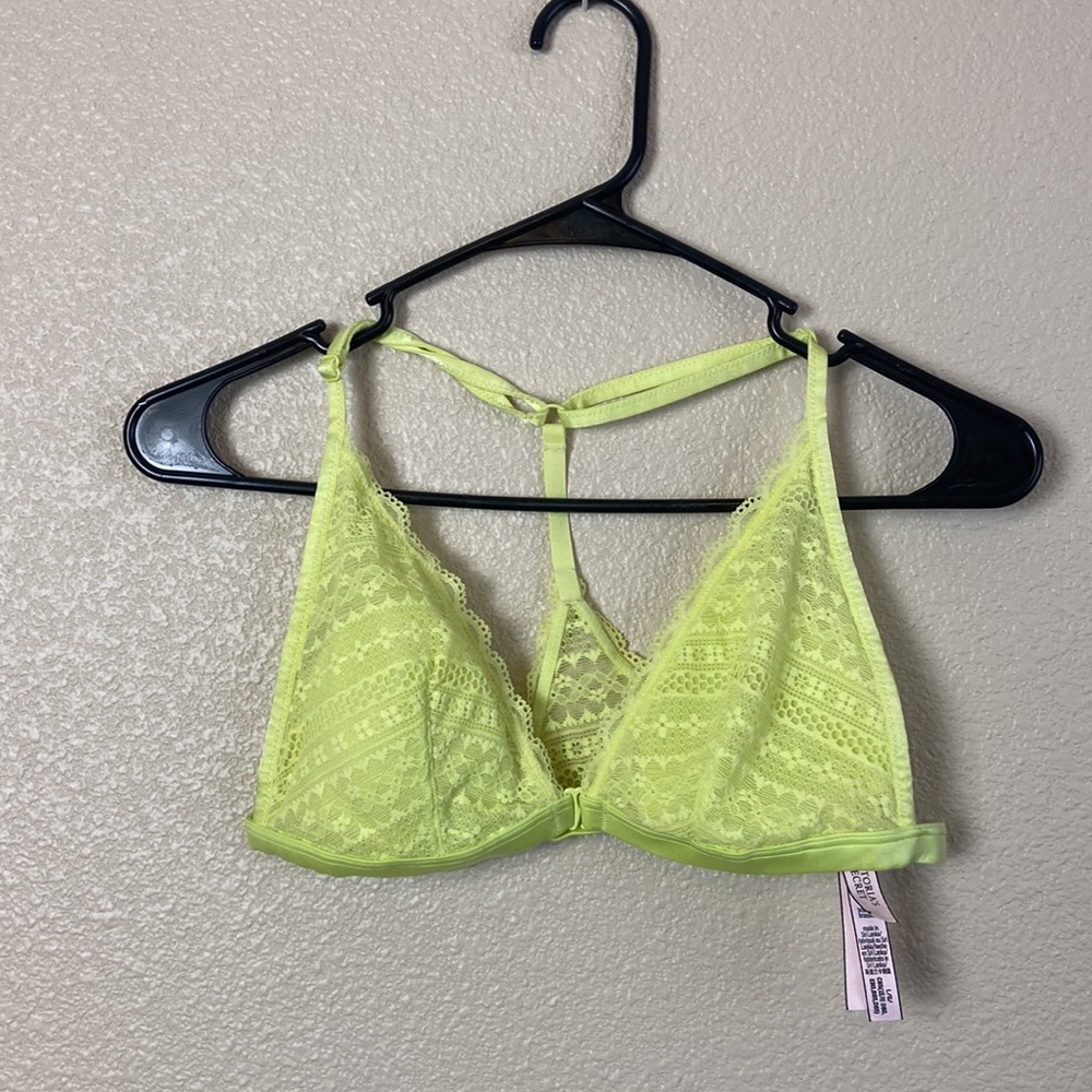 Victoria’s Secret Lace Bralette - Picture 2 of 5